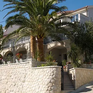 Marco Polo Apartment Banjol